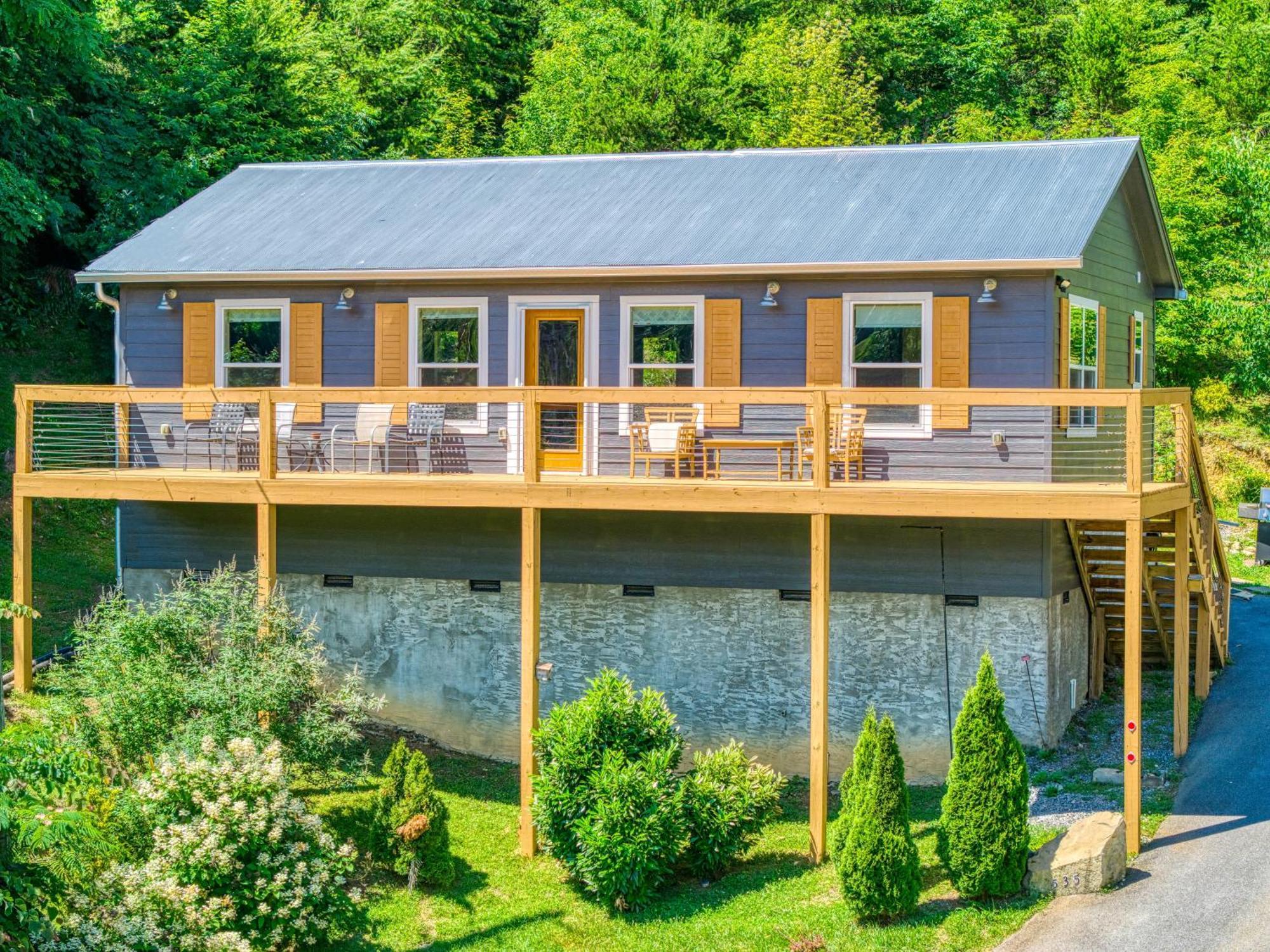 Key Lime Pie, Hot Tub,Wifi, 1089 Free Tickets Each Paid Day, Dollywood And More Gatlinburg Exteriör bild